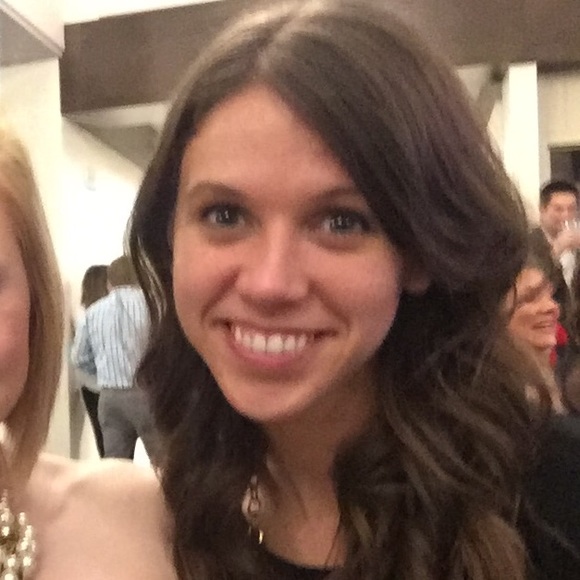 Meet your Posher, Sarah - Picture 1 of 1